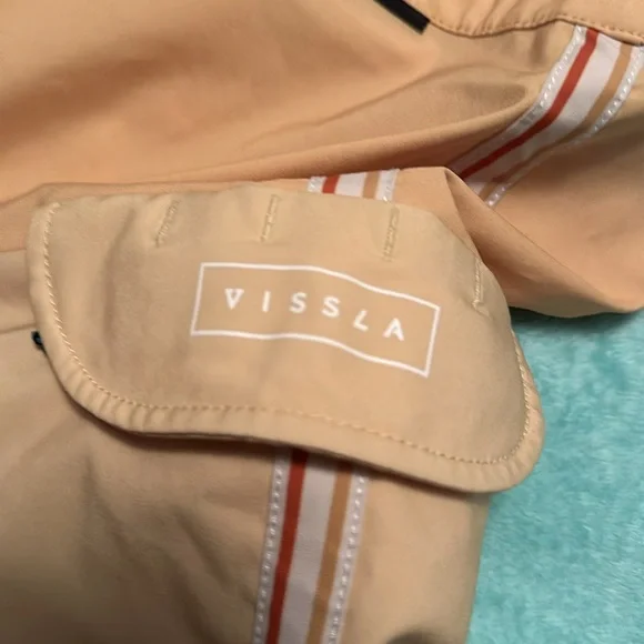 Vissla upcycle coconut poly stretch short - Picture 5 of 10